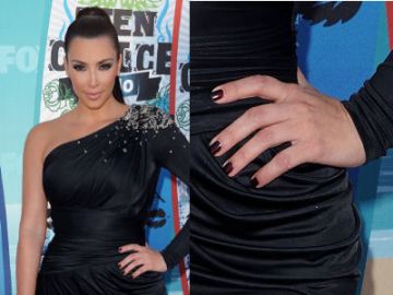 kim-kardashian-black-nail-polish